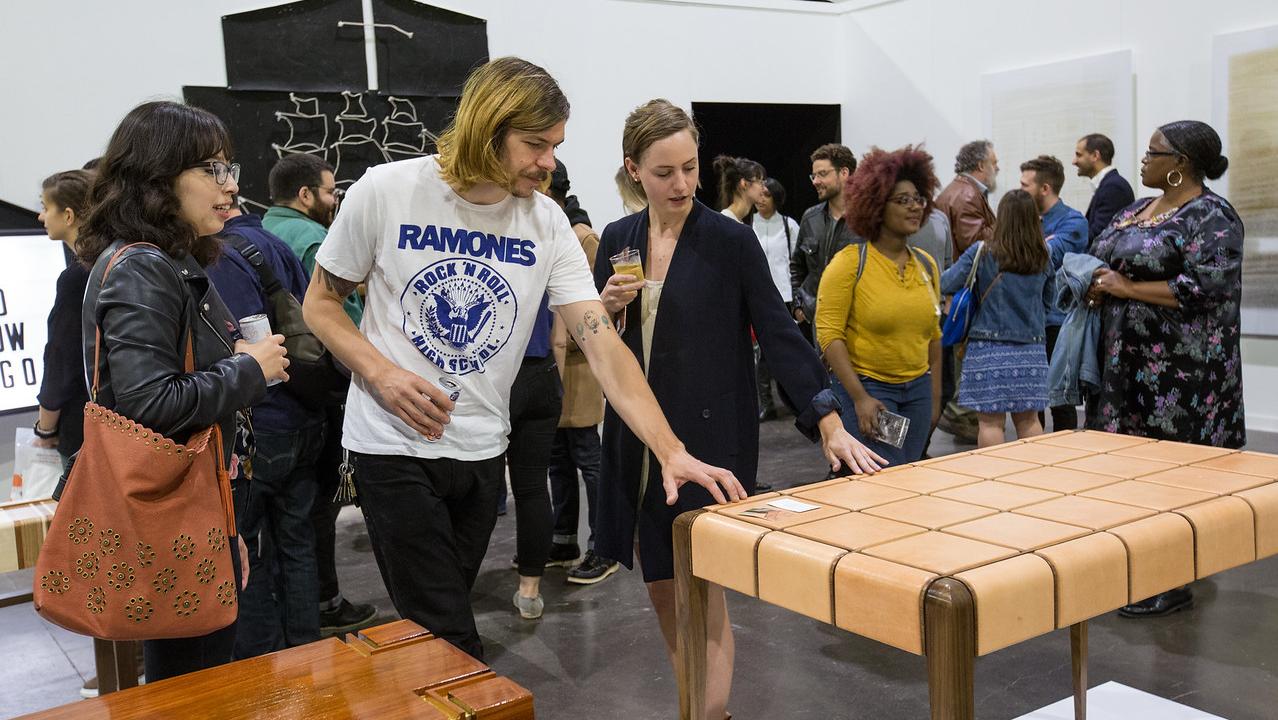 artists at a show