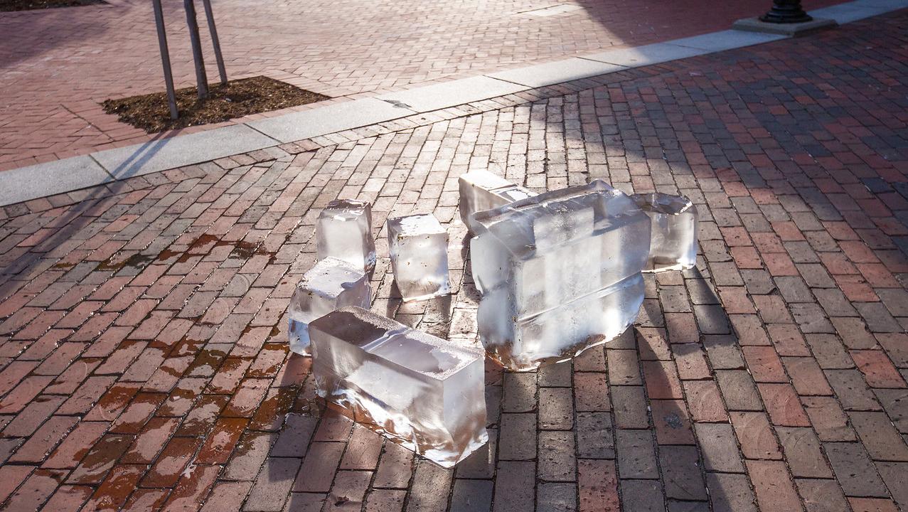 ice melting installation